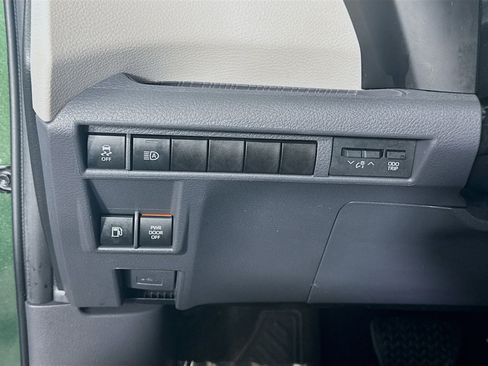 Certified 2024 Toyota Sienna XLE image 11