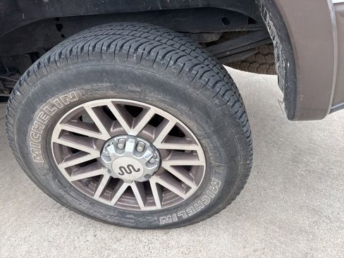 Used 2017 Ford F250 King Ranch w/ King Ranch Ultimate Package image 11