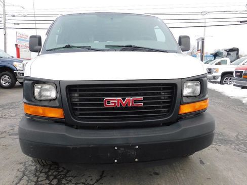 Used 2013 GMC Savana 2500 w/ Power Package image 3