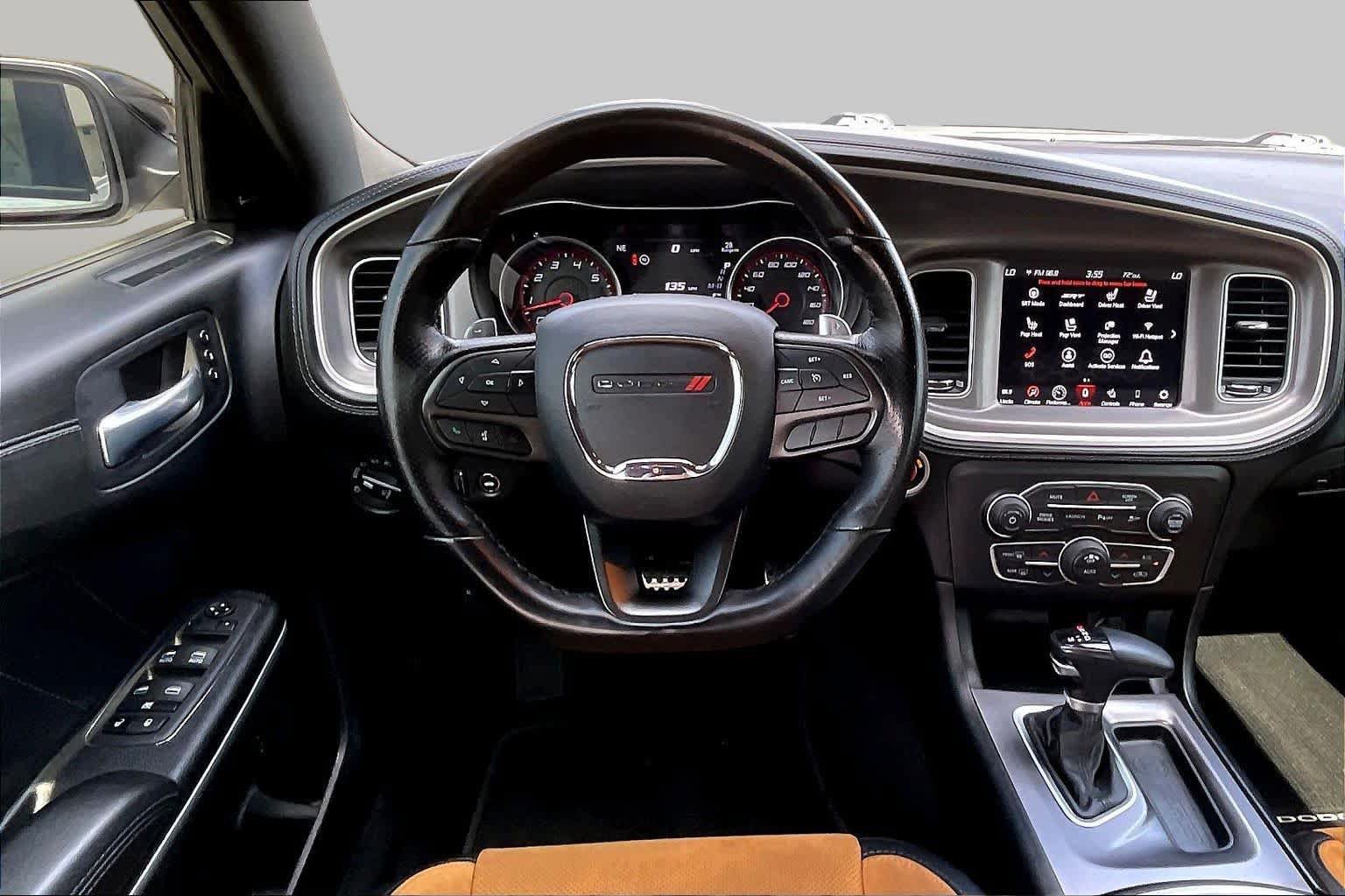 Used 2022 Dodge Charger Scat Pack w/ Dynamics Package RWD image 5