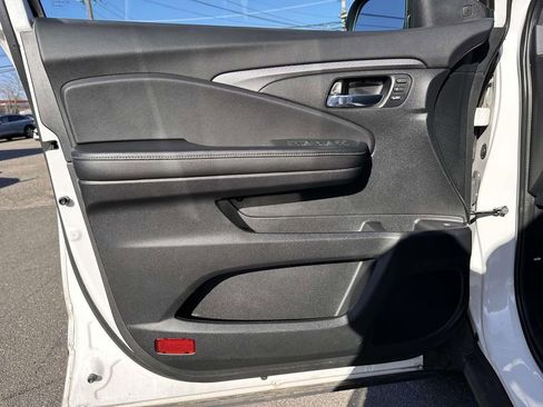 Used 2023 Honda Ridgeline RTL image 8