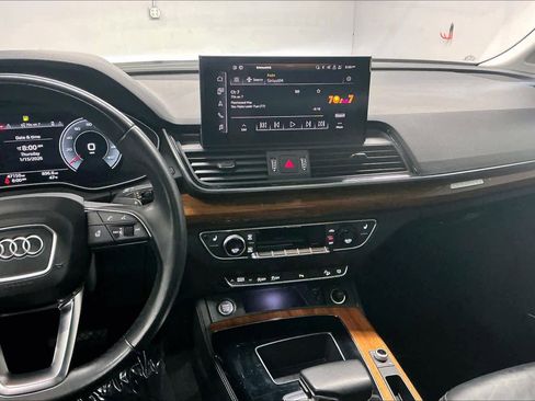 Used 2022 Audi Q5 2.0T Premium Plus w/ Premium Plus Package image 9