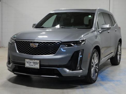 Used 2021 Cadillac XT6 Premium Luxury AWD/4WD image 1