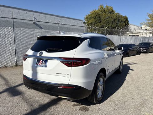 Used 2019 Buick Enclave Essence image 25