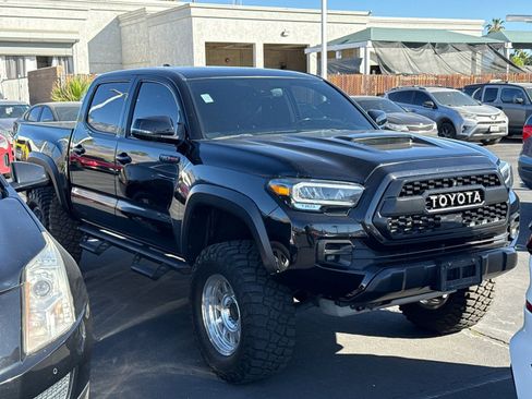 Used 2021 Toyota Tacoma TRD Pro AWD/4WD image 2