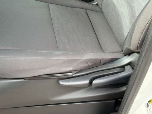 Used 2025 Nissan Frontier S image 20