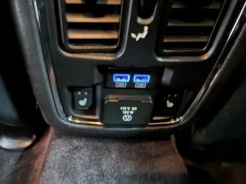 Used 2017 Dodge Durango GT w/ Nav & Power Liftgate Group RWD image 19