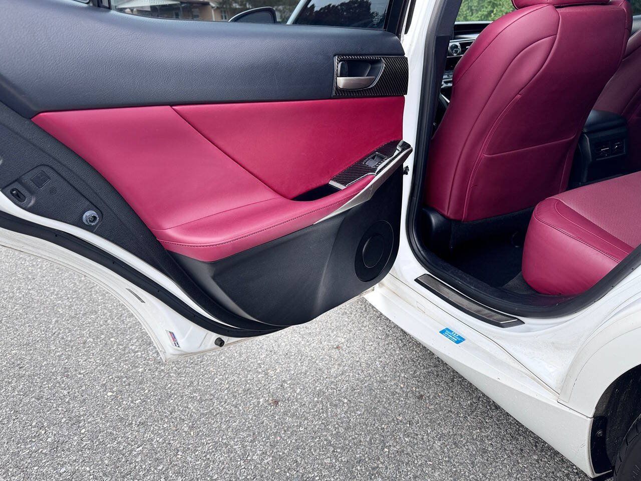 Used 2019 Lexus IS 300 F Sport w/ F Sport Package AWD/4WD image 5