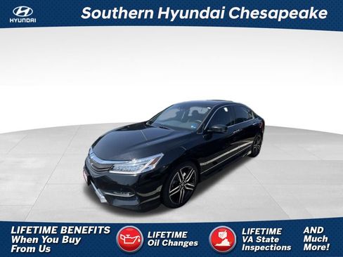 Used 2016 Honda Accord Touring image 1