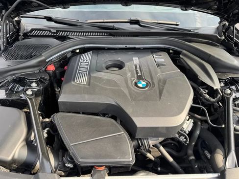 Used 2017 BMW 530i xDrive AWD/4WD image 11