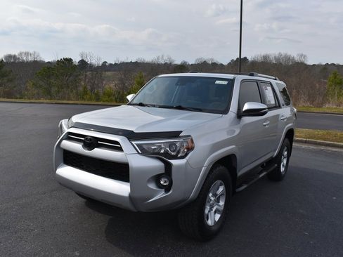 Used 2021 Toyota 4Runner SR5 Premium w/ Moonroof Package image 3