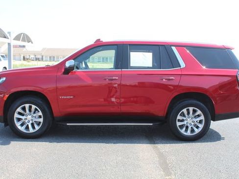 Used 2023 Chevrolet Tahoe Premier AWD/4WD image 10