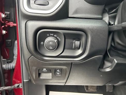 Used 2022 RAM 1500 Big Horn image 24