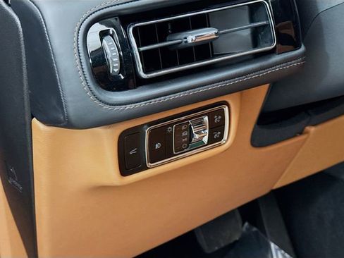 Used 2023 Lincoln Aviator Black Label w/ Dynamic Handling Package image 10