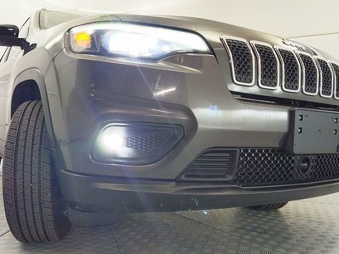 Used 2022 Jeep Cherokee Latitude Lux AWD/4WD image 22