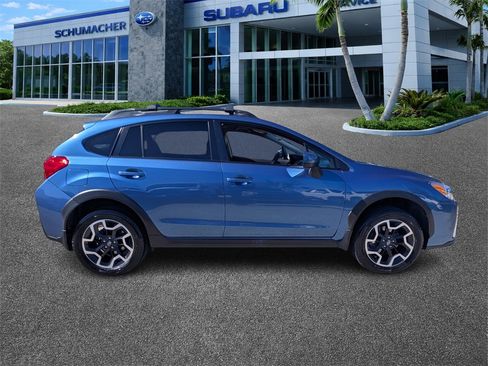 Used 2016 Subaru Crosstrek 2.0i Premium image 8