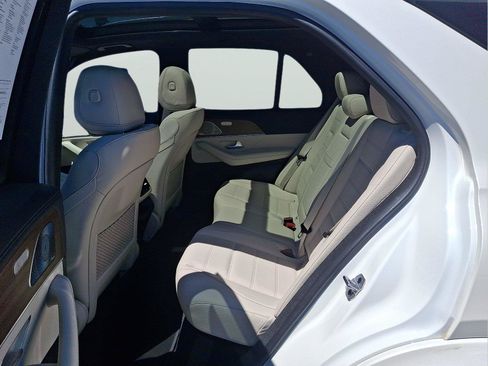 Used 2024 Mercedes-Benz GLE 450 4MATIC image 8