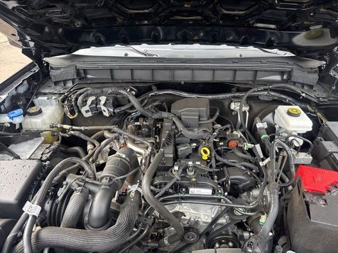 Used 2021 Ford Bronco Outer Banks image 33