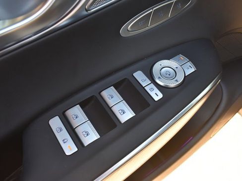 Used 2025 Genesis GV70 2.5T w/ Sport Prestige Package AWD/4WD image 13