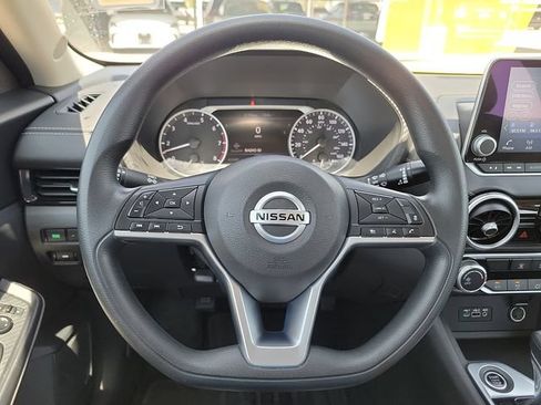 Used 2023 Nissan Sentra SV FWD image 19