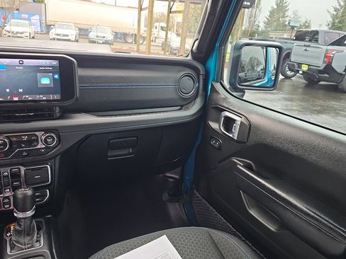 Used 2024 Jeep Wrangler Unlimited Rubicon 4xe w/ Technology Group image 22