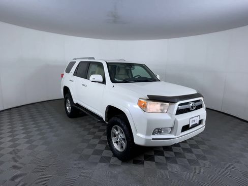 Used 2010 Toyota 4Runner SR5 AWD/4WD image 2