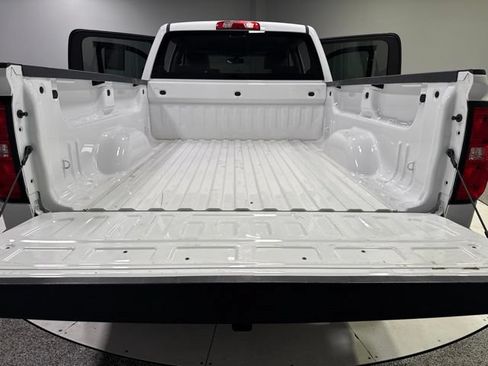 Used 2018 Chevrolet Silverado 1500 W/T w/ Trailering Package AWD/4WD image 23