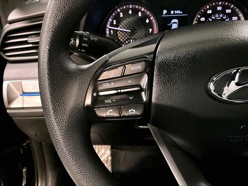 Used 2019 Hyundai Veloster 2.0 image 22