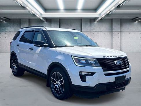 Used 2019 Ford Explorer Sport w/ Equipment Group 401A AWD/4WD image 3