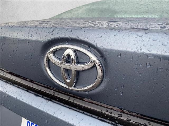 Used 2026 Toyota Corolla LE FWD image 14
