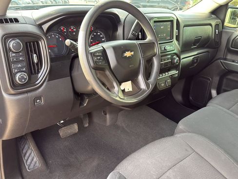 Used 2020 Chevrolet Silverado 1500 Custom w/ Custom Value Package image 15