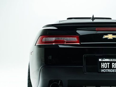 Used 2015 Chevrolet Camaro SS w/ RS Package image 16