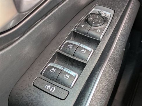 Used 2021 Kia Sorento EX FWD image 24