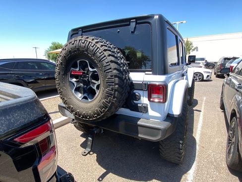 Used 2021 Jeep Wrangler Unlimited Sport AWD/4WD image 3