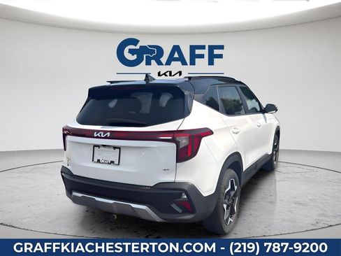 Used 2025 Kia Seltos S AWD/4WD image 9