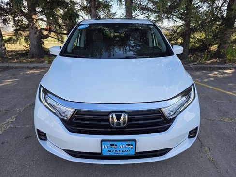 Used 2023 Honda Odyssey Elite image 4