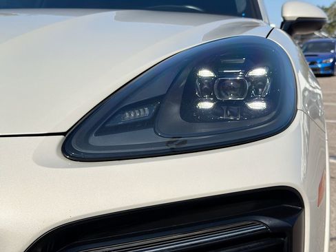 Used 2023 Porsche Cayenne GTS image 9