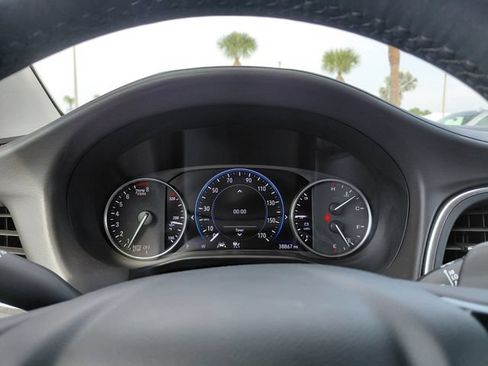 Used 2023 Buick Enclave Avenir w/ Avenir Technology Package FWD image 31