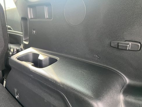 Used 2023 Kia Telluride LX image 6