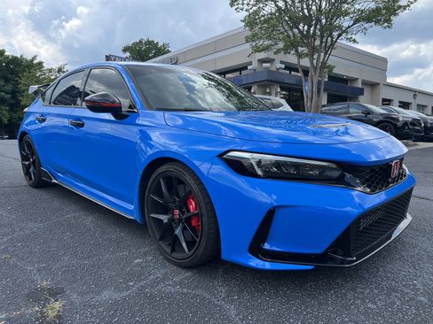 Used 2023 Honda Civic Type R image 7