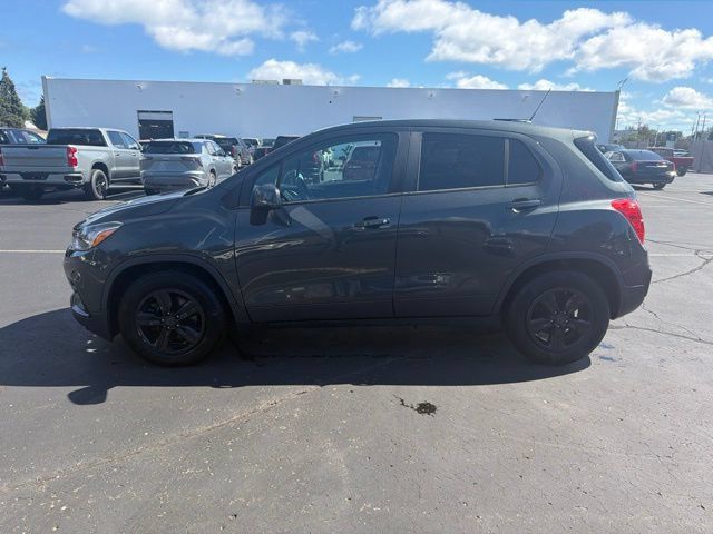Used 2019 Chevrolet Trax LS w/ Tint and Cruise Package FWD image 1