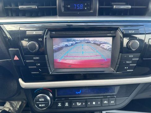 Used 2016 Toyota Corolla LE image 17