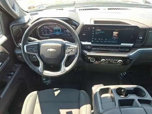 Certified 2023 Chevrolet Silverado 1500 LT AWD/4WD image 12