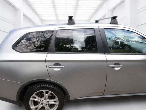 Used 2015 Mitsubishi Outlander SE AWD/4WD image 21