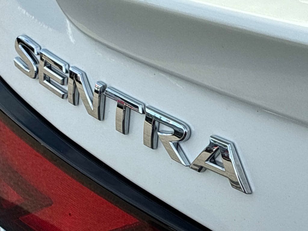 Certified 2023 Nissan Sentra SR w/ Electronics Package FWD image 12