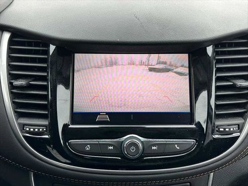 Used 2022 Chevrolet Trax LS w/ Tint and Cruise Package image 29
