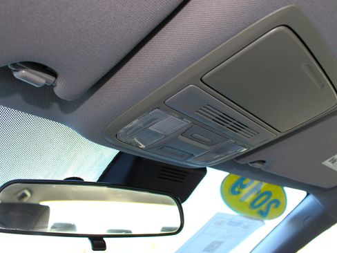 Used 2019 Honda Accord LX image 30