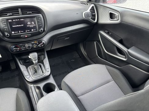 Used 2024 Kia Soul LX w/ Option Group 015 image 23