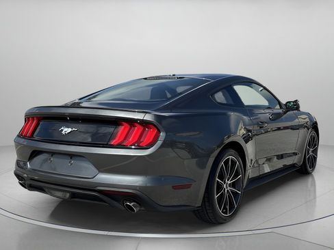 Used 2018 Ford Mustang Coupe w/ Equipment Group 101A image 3