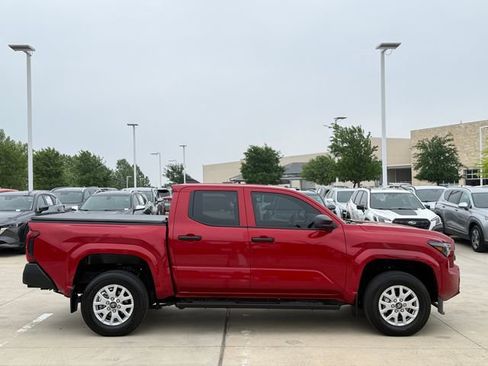 Used 2024 Toyota Tacoma SR RWD image 5